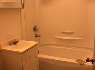 115 Vamo Rd APT D, Warrensburg, MO 64093