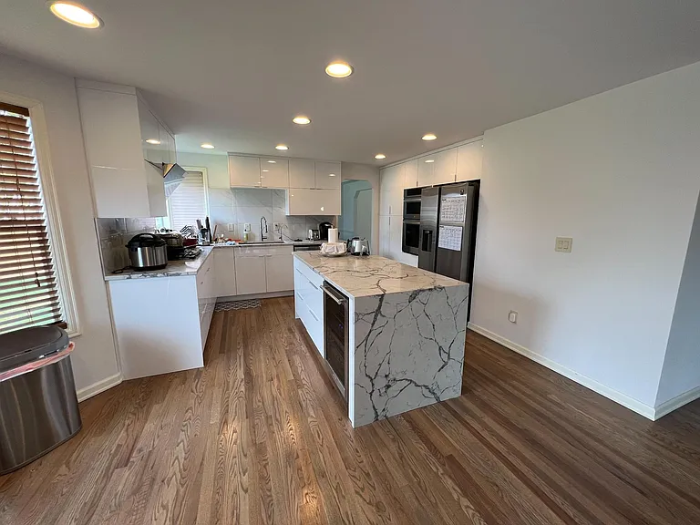 12510 NE 164th St — Photo 4