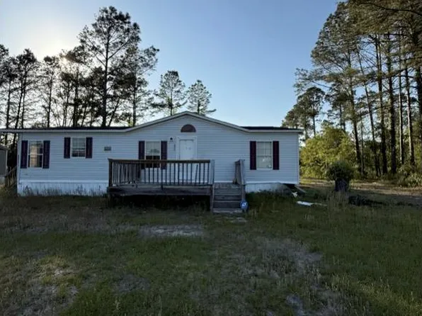 256 Barn Road Cir, Jesup, GA 31545
