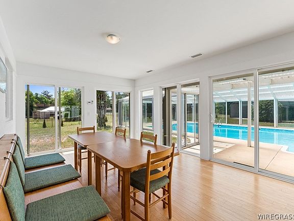 4th image of 201 Sherwood Ct
