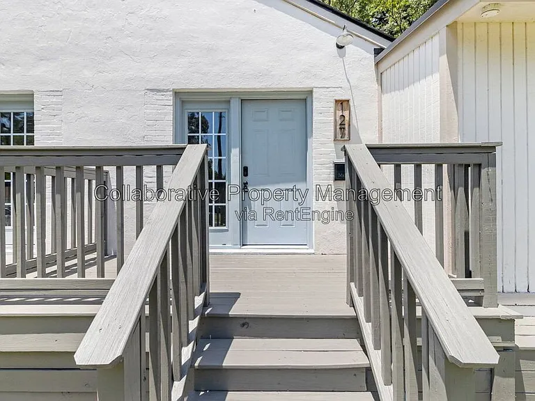 127 Hibiscus Ave — Photo 3