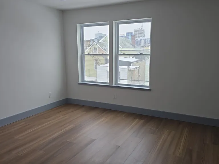 11 Nichols St #2 — Photo 9