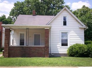 925 N 11th St, Springfield, IL 62702