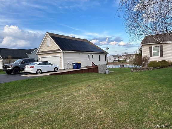 2nd image of 6180 Lillypond Way