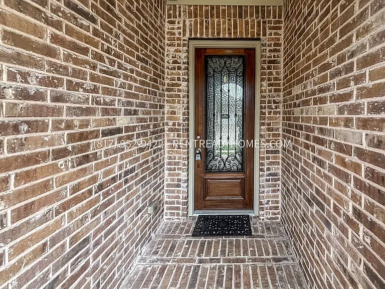 4509 Tortuga Ln — Photo 2