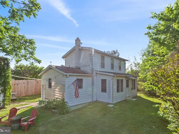 15161 American Legion Dr, Broadway, VA 22815