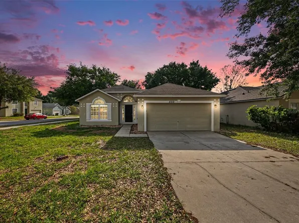 2212 Nicollett Way, Leesburg, FL 34748