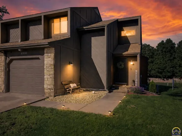 2231 SW Brandywine Ln, Topeka, KS 66614