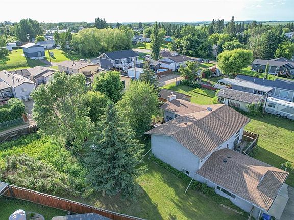 4th image of 4908 NE 47th St