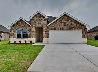 2800 Tracys Mnr, Yukon, OK 73099