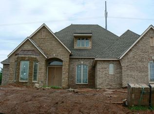 1040 W Camellia Way, Mustang, OK 73064