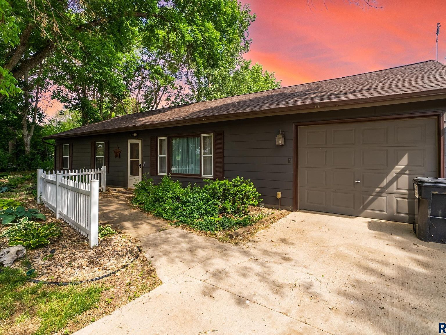 46742 265th St, Sioux Falls, SD 57107 MLS 22303374 Zillow