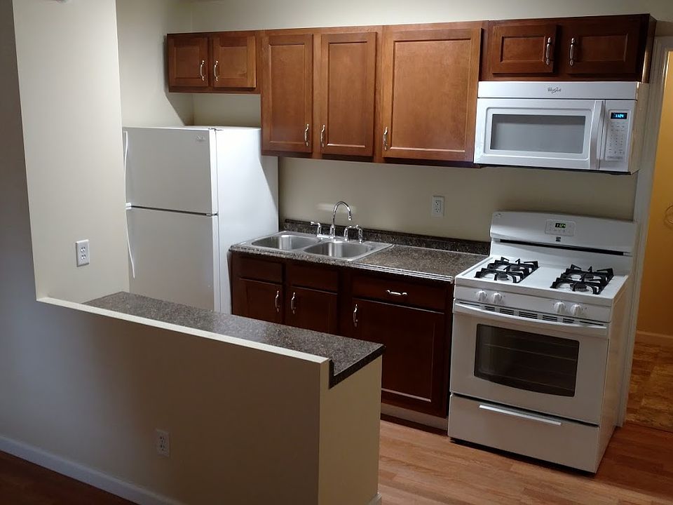 1st image of 437 E Pike Rd Unit 3