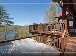 427 Rivard Road, Glenville, NC 28736