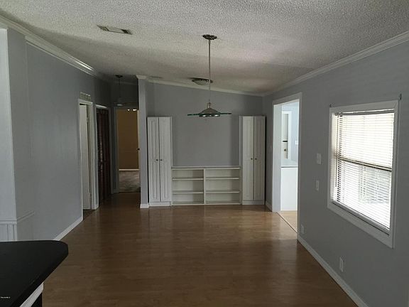 4th image of 232 Kiwi Dr