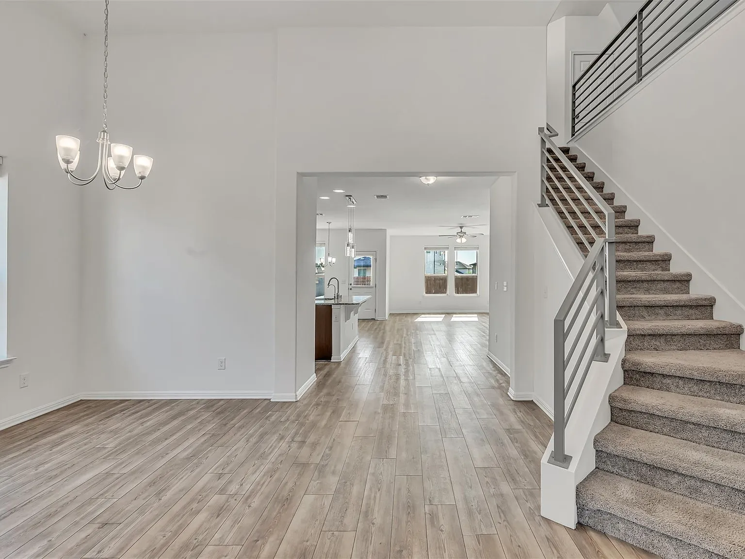 4 bed, 3.5 bath, 2845 sqft, $2,800 — Photo 1
