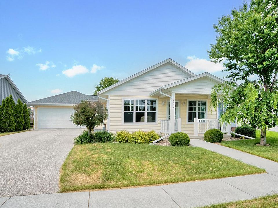 1st image of 2602 Hazen STREET
