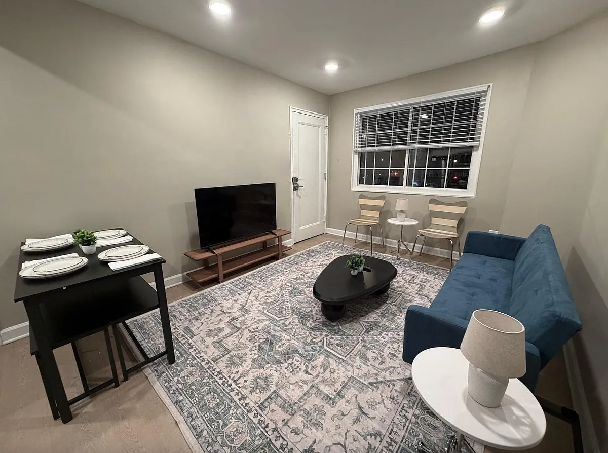 Property Photo - 714 Park Rd NW #302