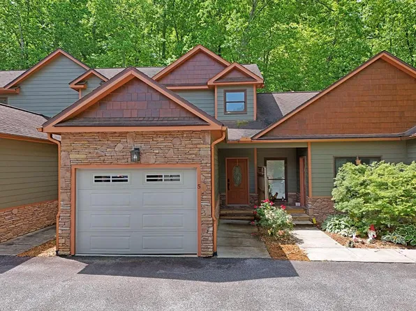 130 Emory Cir Unit 5, Blairsville, GA 30512