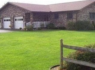 2132 Manor Dr, Ford City, PA 16226
