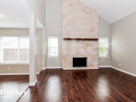4th image of 2813 Peppertree Pl