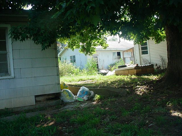 2nd image of 1555 Seymour Park Rd
