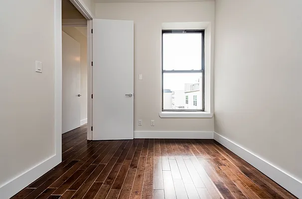 Rented by Nooklyn NYC LLC | media 52