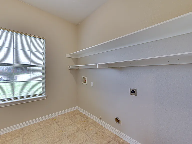 102 Paloma Cir — Photo 20