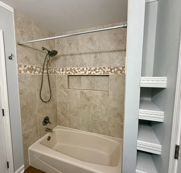 1703 Sheldrake Ct — Photo 24