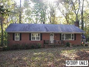 1st image of 9 Park Dr