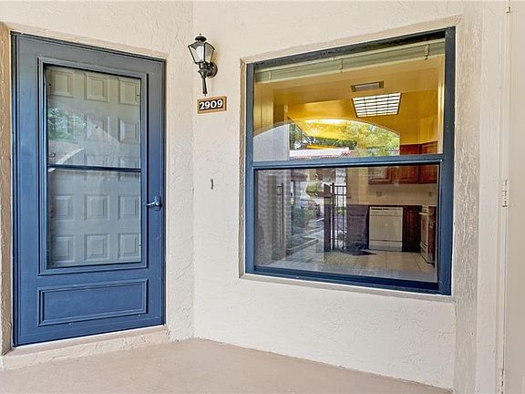 2nd image of 2909 Lake Pineloch Blvd #16-13