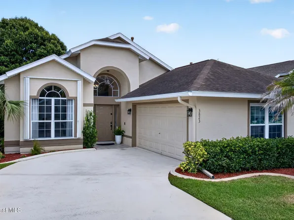3823 Saint Armens Cir, Melbourne, FL 32934