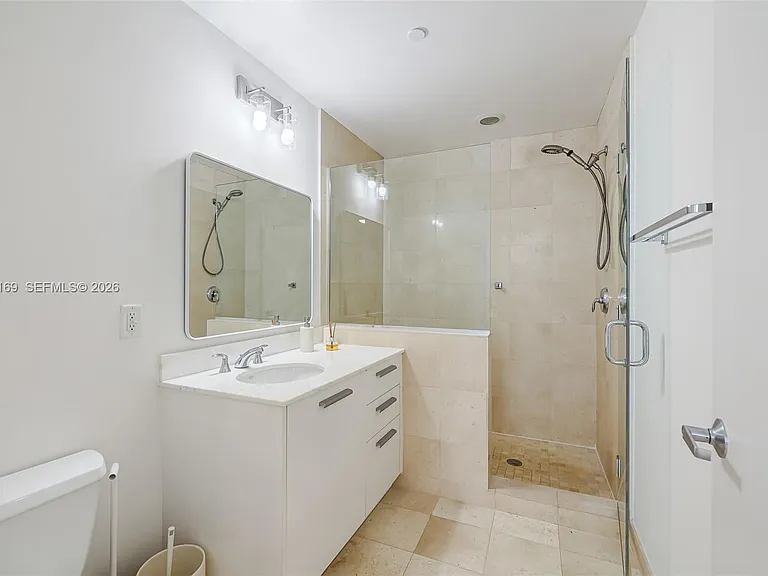 1050 Brickell Ave #2320 — Photo 29