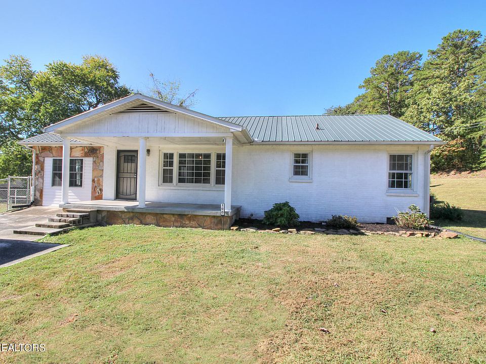 1st image of 100 Willowbrook Dr