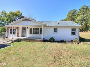 100 Willowbrook Dr, Kingston, TN 37763