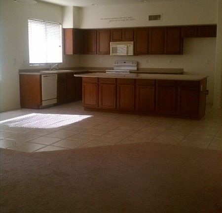 2nd image of 1051 E Sherri Dr