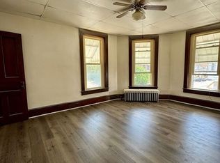 303 E Bertsch St, Lansford, PA 18232
