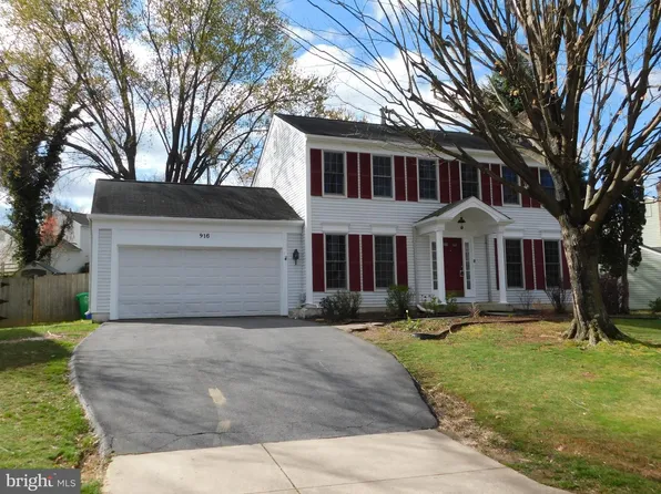 916 Pointer Ridge Dr, Gaithersburg, MD 20878