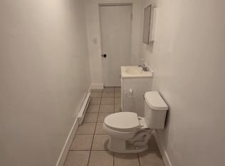 334 N 9th St APT 1, Allentown, PA 18102