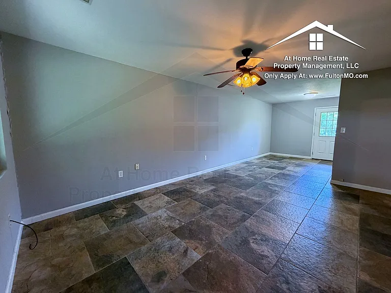 107 Spruce Dr — Photo 6