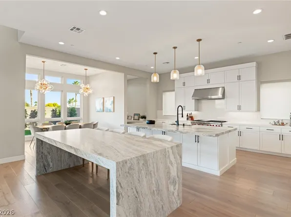 4822 Shady Ridge Dr, Las Vegas, NV 89135