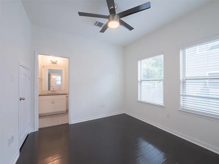 1113 Bunton St — Photo 13