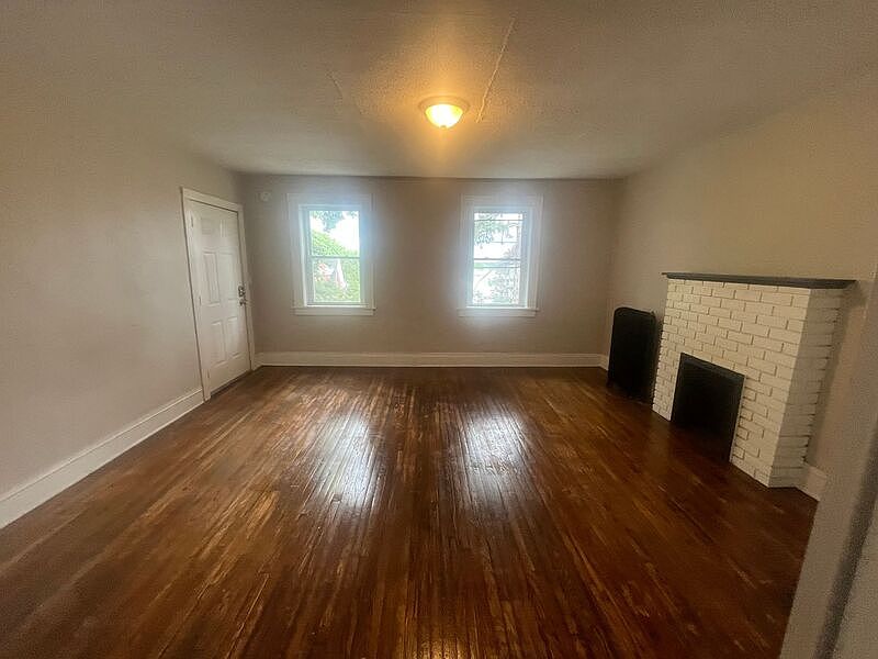 1st image of 44 Genesee St APT 6