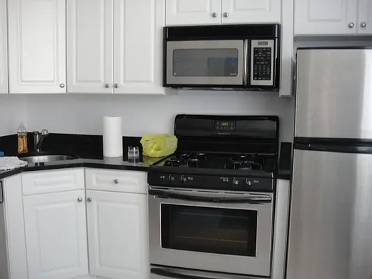 Rented by New York Property Network | media 6