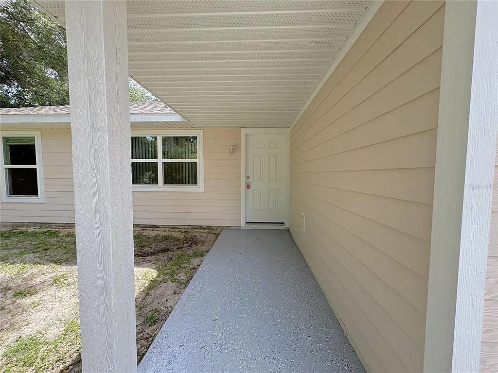 3 bed, 2.0 bath, 1140 sqft, $1,600 — Photo 3