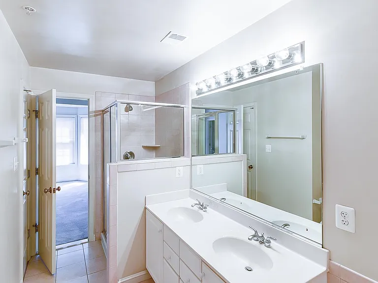 4638 Wilson Blvd — Photo 19