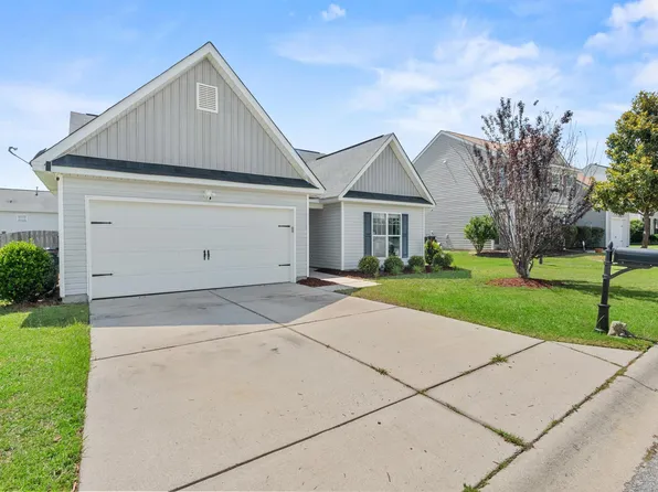 815 Dovefield Ln, Lexington, SC 29073