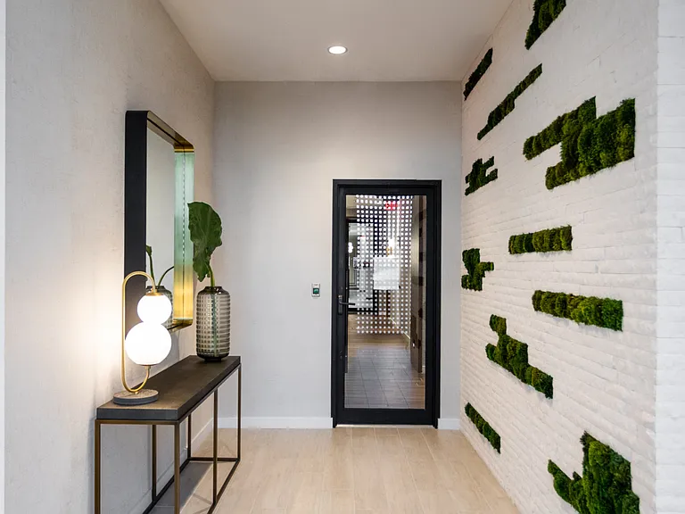 Gio Midtown — Photo 36