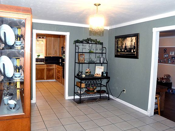 5th image of 3606 Pebble Creek St