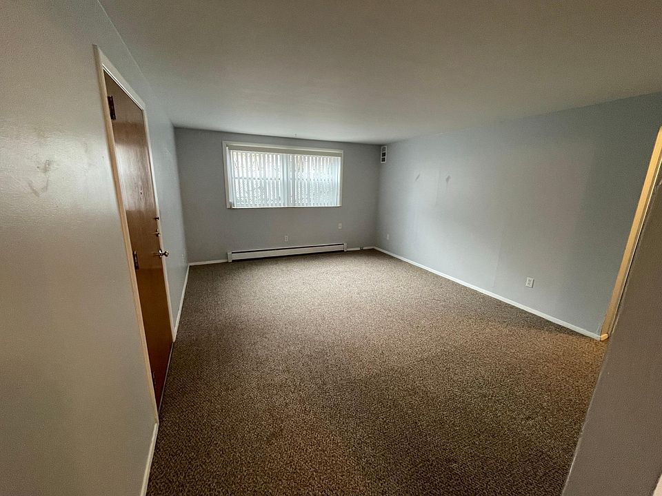 1st image of 7071 Glendale Ave #1